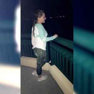 Meet your Posher, Elissa